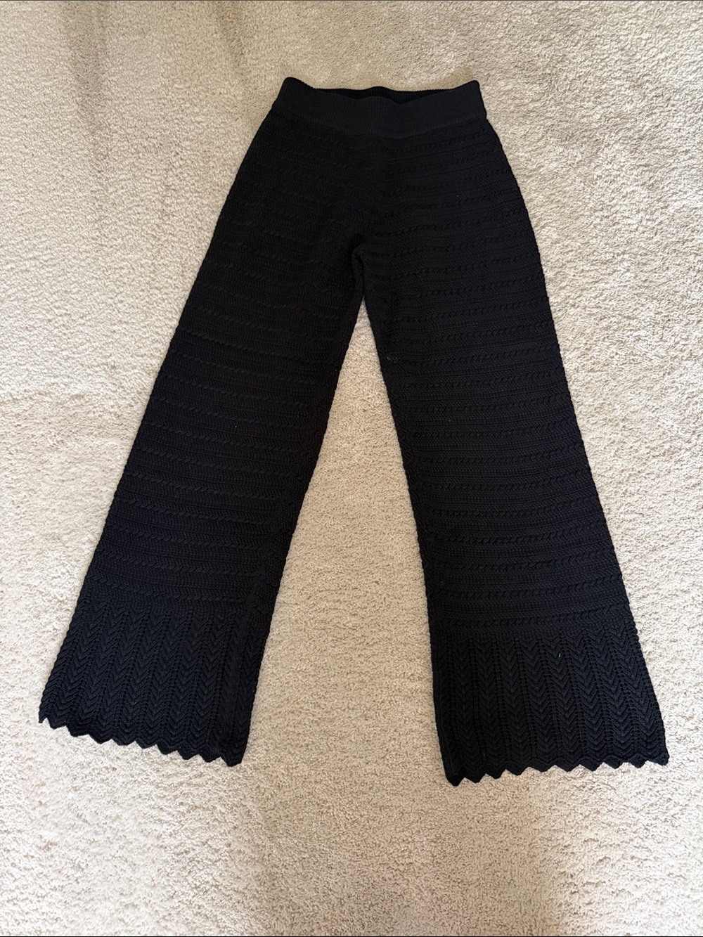 Abercrombie and Fitch Women’s Black sweater Wide-Leg Pants